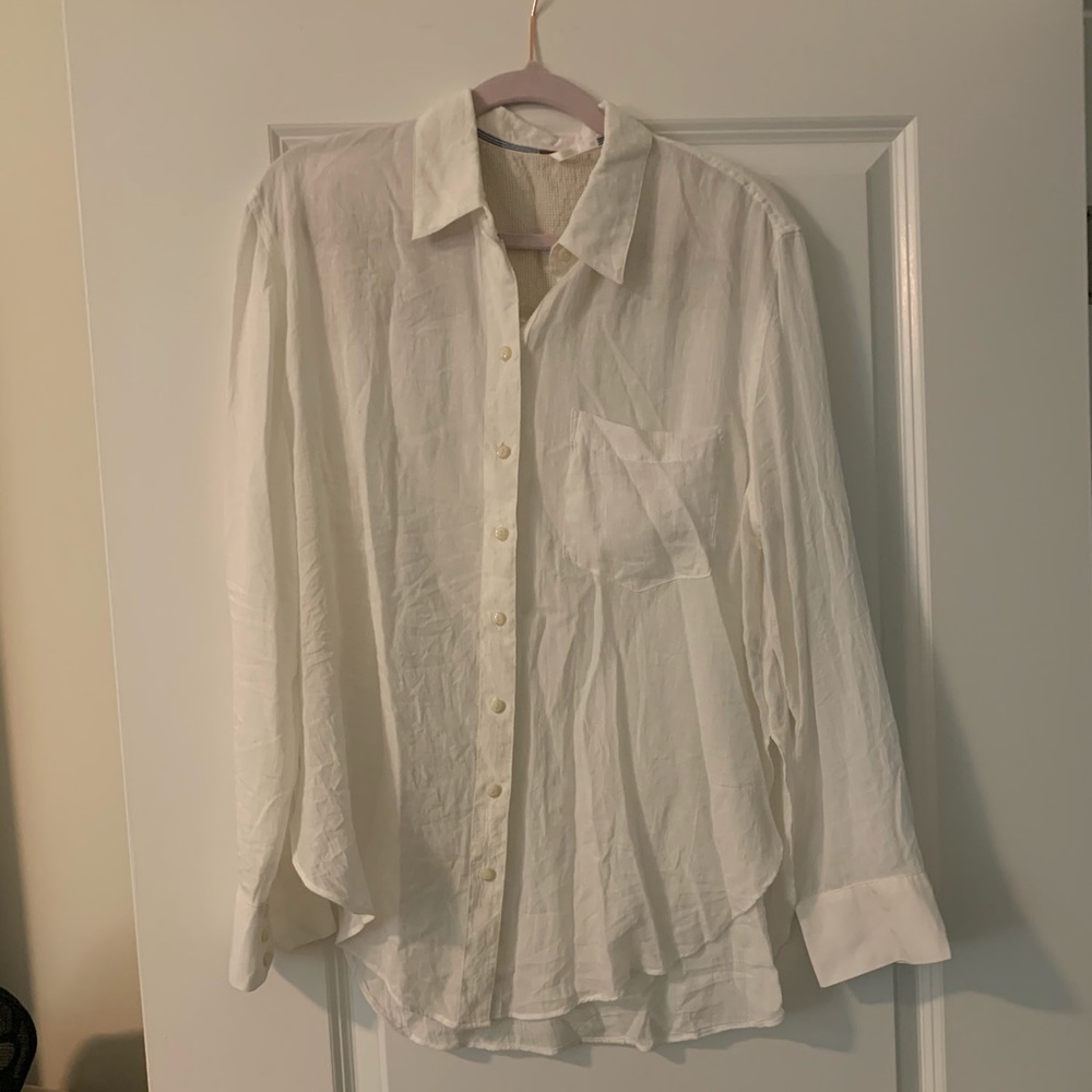 Free people flowy white button down. Size M